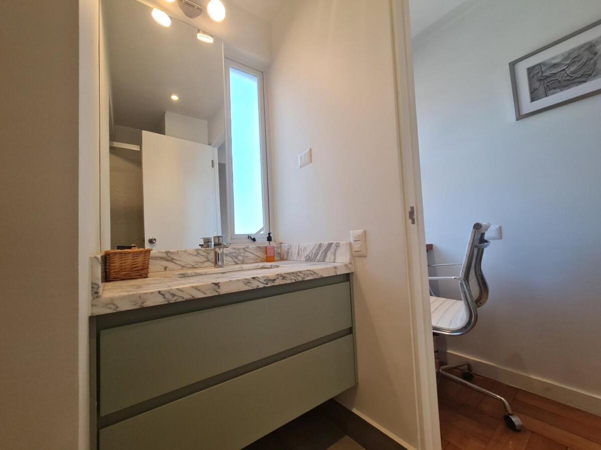 Oceana Suites Lastarria, En Cerro Santa Lucia Сантьяго Екстер'єр фото